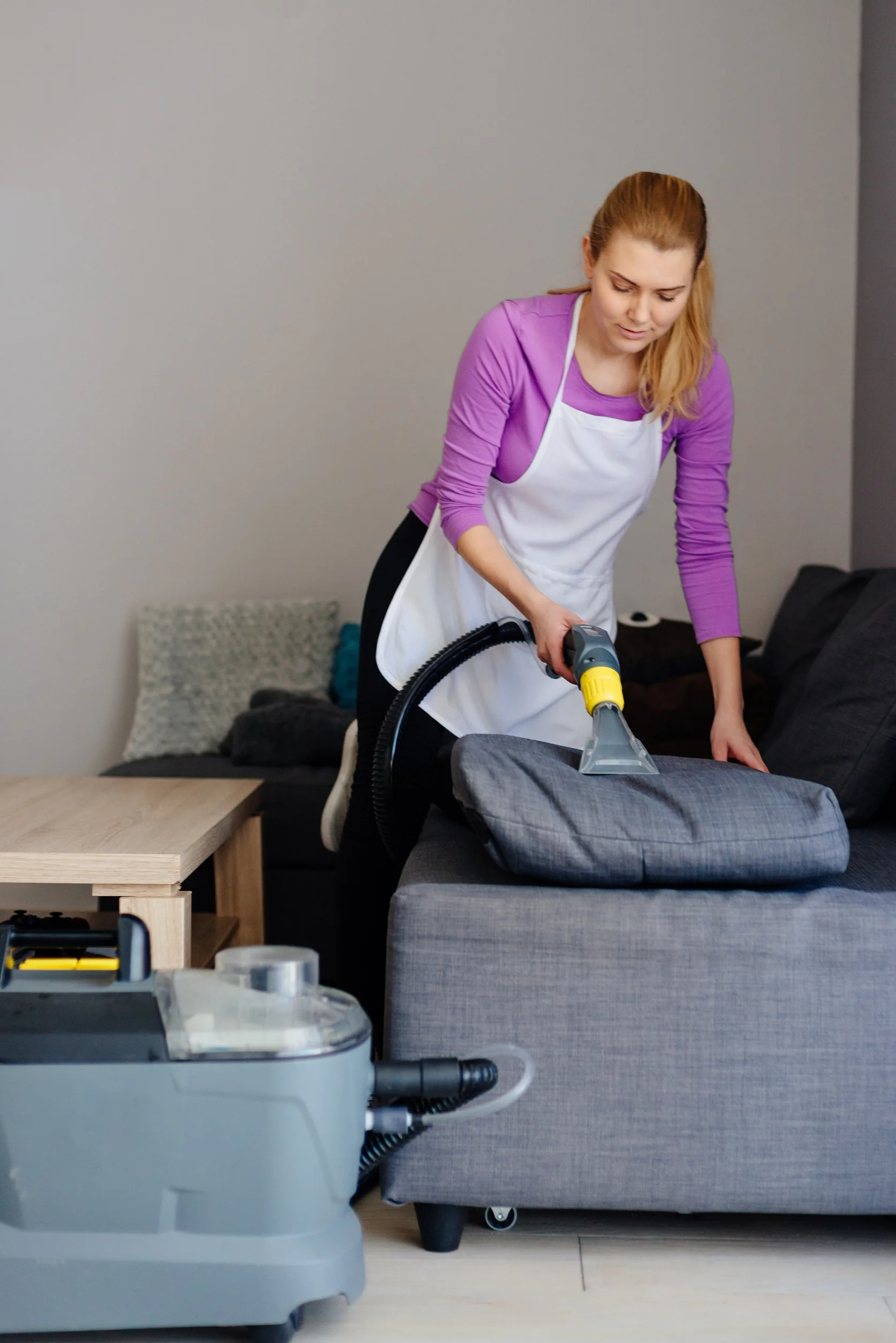 Deep-cleaning of furniture